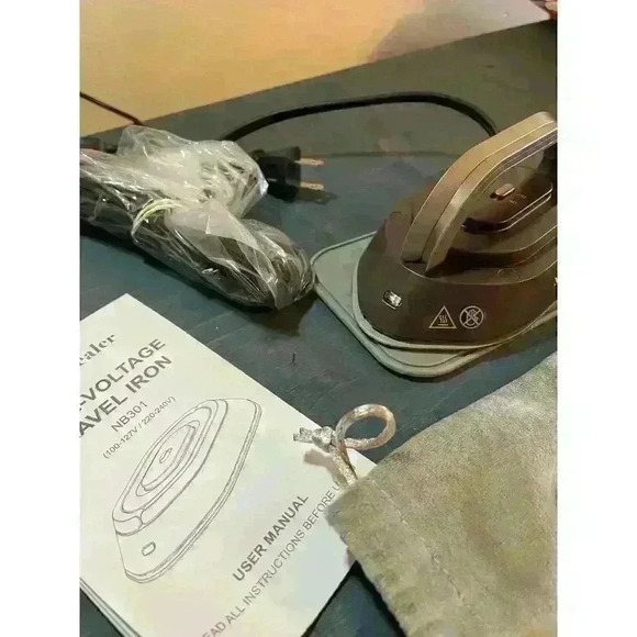 Newbealer Travel Iron With Dual Voltage 120v/220v Lightweigh - Picture 2 of 7